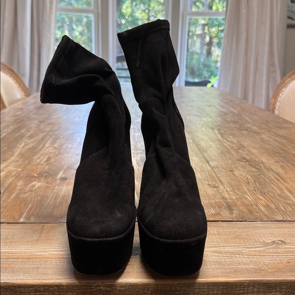 Stuart Weitzman Black Heeled Boots - Picture 6 of 6